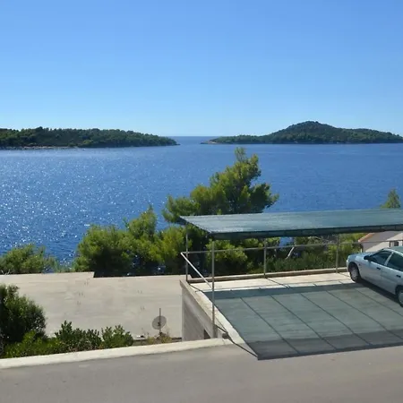 In Priscapac With Sea Views, Terrace, Air Conditioning, Wifi 5078-1 Apartamento Prizba