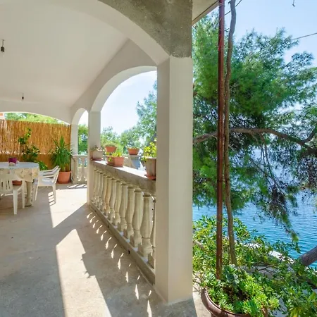 In Priscapac With Sea Views, Terrace, Air Conditioning, Wifi 5078-1 *